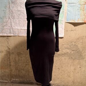 Madison & Berkeley Black Long Sleeve Dress